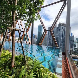 Infini Suites@ Scarletz Klcc Apartment